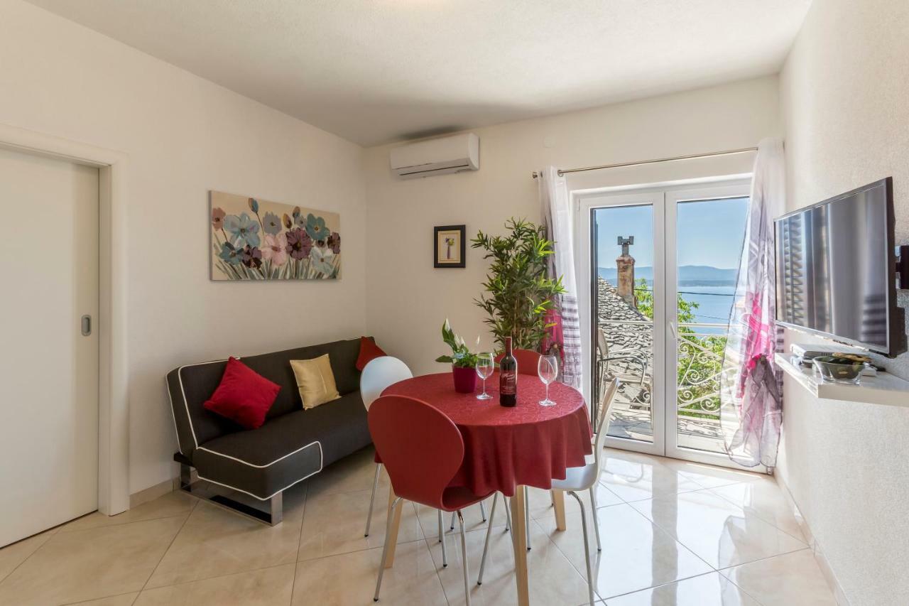Petra Apartment *